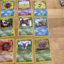 Lot of 27 1999 / 2000s Mixed Pokemon Card Lot Basic Pokemon Fossil, 1st Edition - Image 5