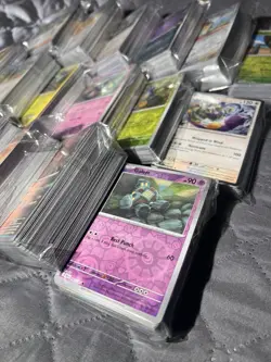 1200 Card Pokemon TCG SWSH & SV Bulk Lot (500 Non-Holo & 700 Rev/Holo) - Image 3