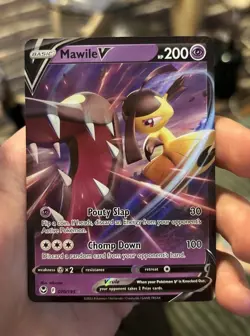 Mawile V 70/195 Ultra Rare Silver Tempest Pokemon TCG Near Mint - Image 1