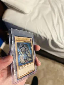 Yu-Gi-Oh! Super Rare Dark Magician Girl & Legendary Rare Dark Magician Set - Image 5