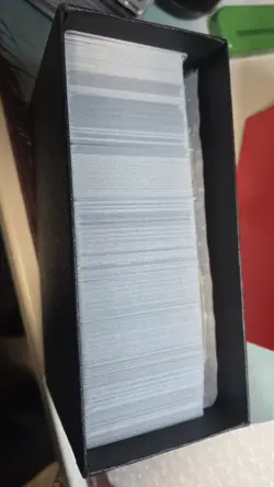 Pokemon TCG, Bulk Lot Of 550+ POKEMON TCG CARDS, BULK ONLY - Image 4