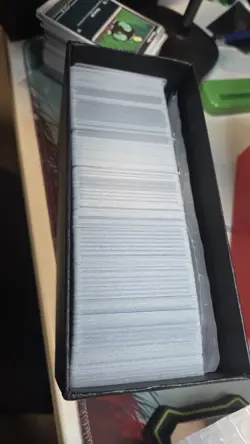 Pokemon TCG, Bulk Lot Of 550+ POKEMON TCG CARDS, BULK ONLY - Image 5