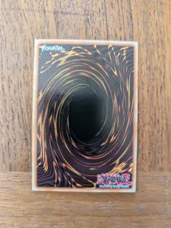 Karma Cut PGL2-EN067 Premium Gold: Return of the Bling Unlimited|Unlimited... - Image 2