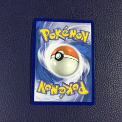 Pikachu - Hidden Fates 19/68 REVERSE HOLO card - 2019 Pokemon TCG LP - Image 2