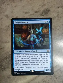 Dragonologist Tarkir: Dragonstorm Regular - Image 1
