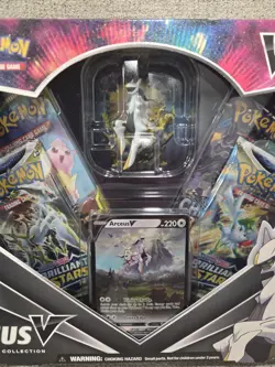 Pokemon TCG - Arceus V Figure Collection - New & Sealed - Image 3