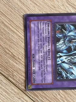 Yu-Gi-Oh Dragon Master Knight - UE02-EN001 - Limited Edition Ultra Rare - NM LP - Image 2