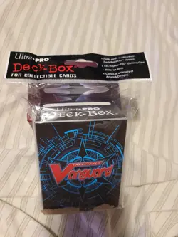 Ultra Pro Cardfight Vanguard Original Art Deck Box w/ Divider - Image 1