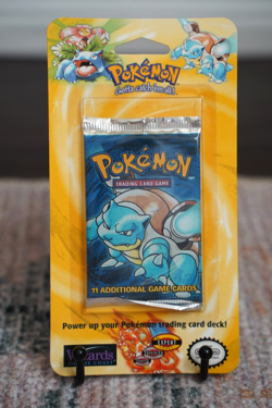 34.09g Pokemon 1999 Sealed Base Set Unlimited Booster Blister Pack Blastoise - Image 1
