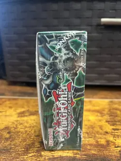 JSA Signed Dan Green Yu-Gi-Oh! Spell Ruler Sealed Booster Box (25th Anniversary) - Image 2