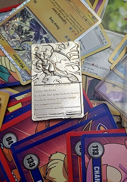 POKEMON * CHARIZARD** Gold Plated Metal Trading Card * 1999 Burger King - Image 4