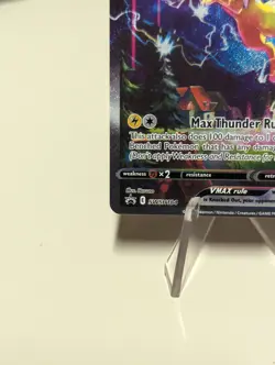 Pokemon SWSH184 Jolteon VMAX Sword & Shield Black Star Promo - Image 4