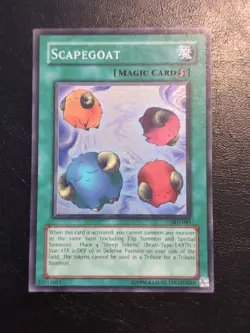 Yu-Gi-Oh! SUPER RARE HOLO CARD SCAPEGOAT SDJ-041 1996 VINTAGE PRINT LP - Image 1