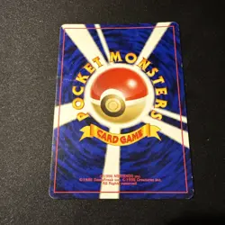 HP Umbreon 197 Neo Discovery Old Back Holo Japanese Pokemon Card (Creased) - Image 2