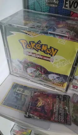 Pokemon TCG Sword & Shield Evolving Skies Booster Box Factory Sealed - Image 3