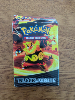 Pokemon Black & White: Red Frenzy Theme Deck - Incomplete, See Details - Image 2