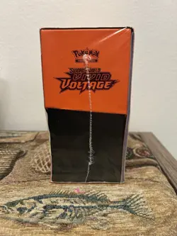 Pokemon Sword Shield Vivid Voltage Elite Trainer Box ETB - Image 4