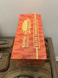 Pokemon Sword Shield Vivid Voltage Elite Trainer Box ETB - Image 5