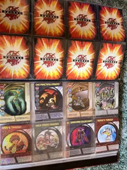 Bakugan Battle Brawlers Card Folder W/192 Mixed Cards - Image 3