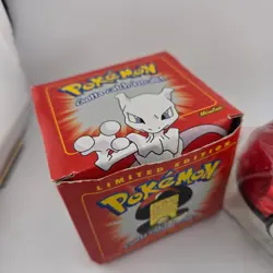 Pokemon Limited Edition Red Pokeball 23K Gold Plated Trading Card Mewtwo - Image 2
