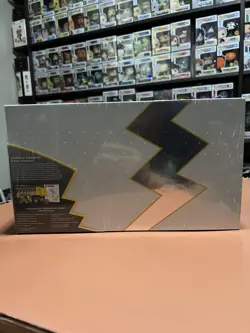 Pokemon TCG: Celebrations Ultra-Premium Collection Box (2021) 820650829147 - Image 2
