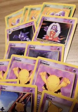Pokemon Team Rocket "Trouble" Theme Deck Open With 59 Cards - Image 5
