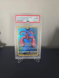 PSA 10 Galarian Moltres SWSH284 SWSH: Sword & Shield Promo Cards Holo - Image 1