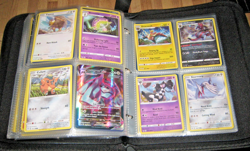 Pokemon Binder Collection + bag TOTAL OVER 700 cards! Un-researched - may have d - Image 4