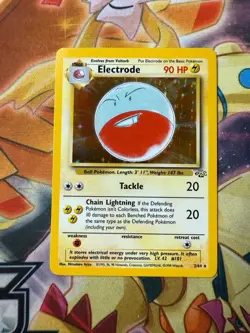 Electrode - 2/64 Jungle Unlimited Holo Rare Pokemon - NM - Image 1