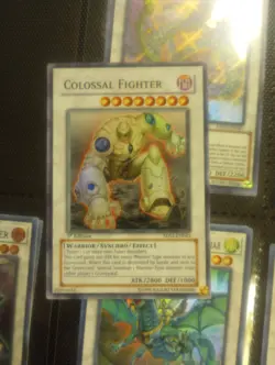 Colossal Fighter - 5DS1-EN042 - Super Rare - 1st Edition - Image 1