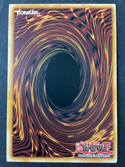 Yu-Gi-Oh TCG #MVP1-ENSV3 Dark Magician Limited Edition Ultra Rare LP - Image 2