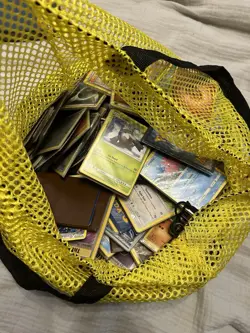 1000+ pokemon card lot vintage/modern - Image 3