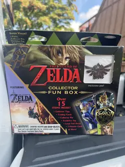 Legend of Zelda Collectors Fun Box Enterplay Trading Cards, Pin, Tag Sticker - Image 1