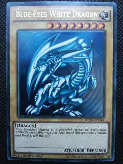 Yu-Gi-Oh DUSA-EN043 Blue-Eyes White Dragon Ultra Rare 1st Edition LP Condition - Image 1