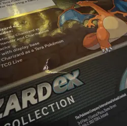 Pokemon TCG: Charizard ex Premium Collection Box DAMAGED BOX 820650873232 - Image 4