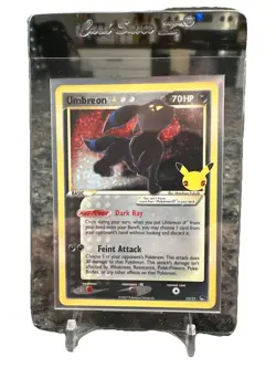 Pokemon Celebrations Umbreon Gold Star Classic Collection Series 17 - Image 1