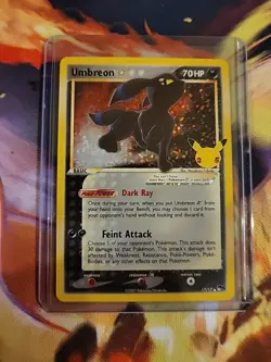 Umbreon Gold Star Holo Pokemon Celebrations Classic Collection Card #17 - Image 1