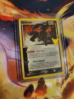 Umbreon Gold Star Holo Pokemon Celebrations Classic Collection Card #17 - Image 3