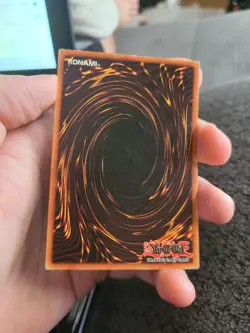 Yugioh Dark Magician SDY-006 Ultra Rare - Image 2