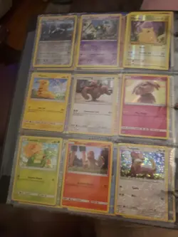 Pokemon Cards Binder/Lot Collection Over 300 Cards! - Image 4
