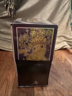 POKEMON TCG SCARLET & VIOLET SURGING SPARKS SEALED ELITE TRAINER BOX - Image 4
