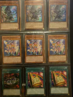 Yugioh Toon Bundle Dark Magician / Girl Table Of Contents Blue-eyes Cyber Dragon - Image 1