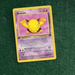 DROWZEE - 1ST EDITION - 2000 POKEMON TEAM ROCKET - CARD # 54/82 - NEAR MINT-MINT - Image 1