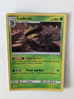LUDICOLO 2/18 DETECTIVE PIKACHU SET, RARE HOLO POKEMON TCG CARD - Image 2