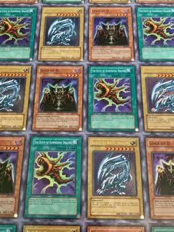 Yugioh 2002 Starter Deck Yugi + Kaiba Factory UNCUT SHEET Blue-Eyes White Dragon - Image 1