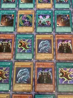 Yugioh 2002 Starter Deck Yugi + Kaiba Factory UNCUT SHEET Blue-Eyes White Dragon - Image 2