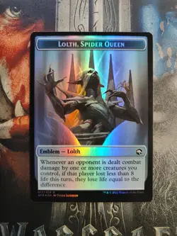 Lolth, Spider Queen regular (Borderless) with a foil emblem/treasure token - Image 3