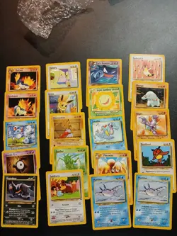 Pokemon TCG Vintage Neo 40 Card Lot - Image 1