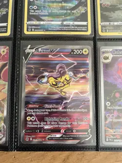 Raikou V GG41/GG70 Ultra Rare Crown Zenith Galarian Gallery Card NM Condition - Image 1