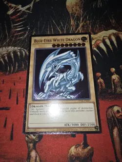 Blue-Eyes White Dragon Ultimate Rare OP28-EN001 Yugioh - Image 1